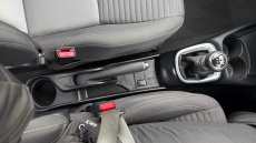 Toyota Yaris 1.5 VVT-i Icon Tech 5dr Petrol Hatchback